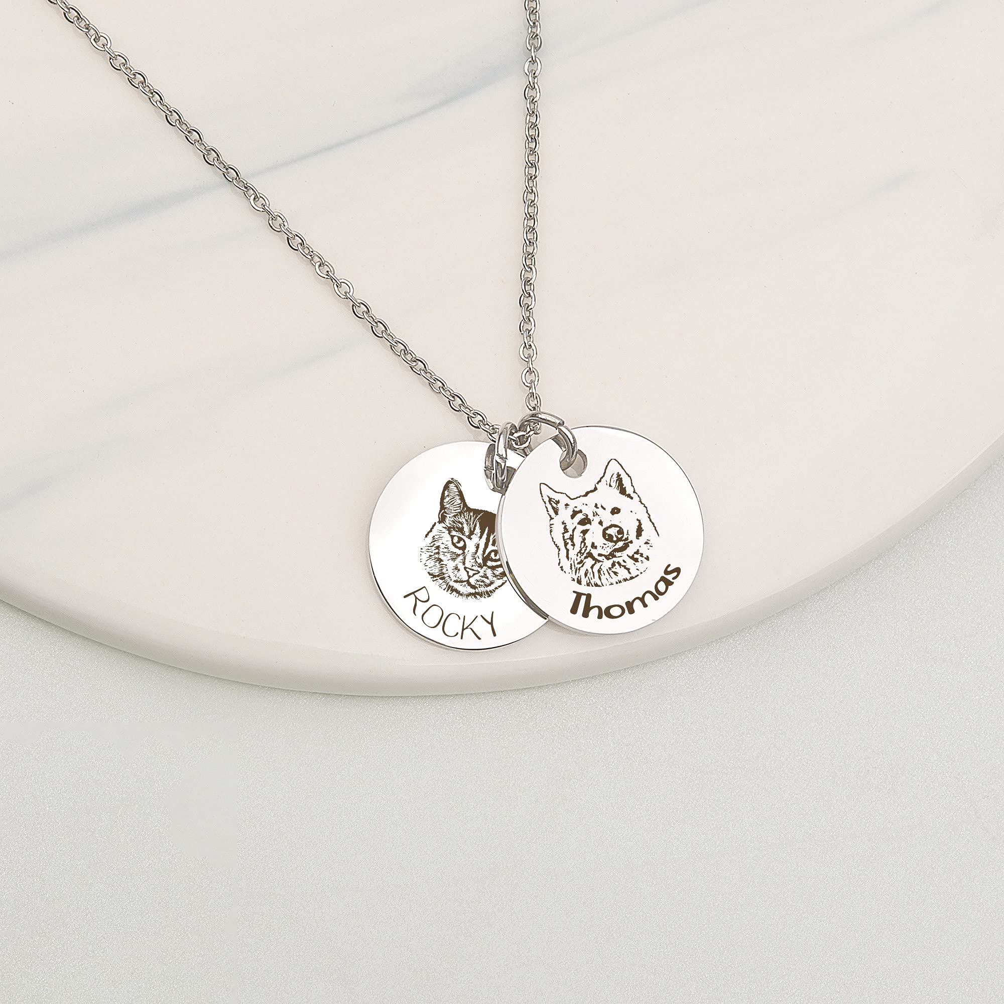 Anavia Personalized Pet Portrait Necklace